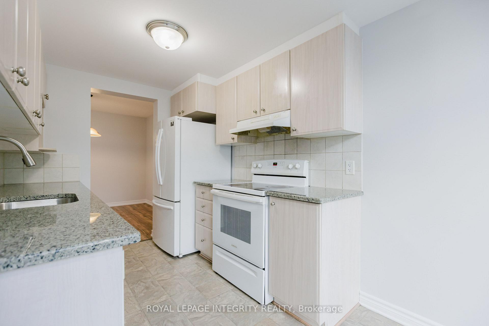 Photo 13 of 254 Serena Way, Ottawa, Barrhaven - Strandherd — HOMEH