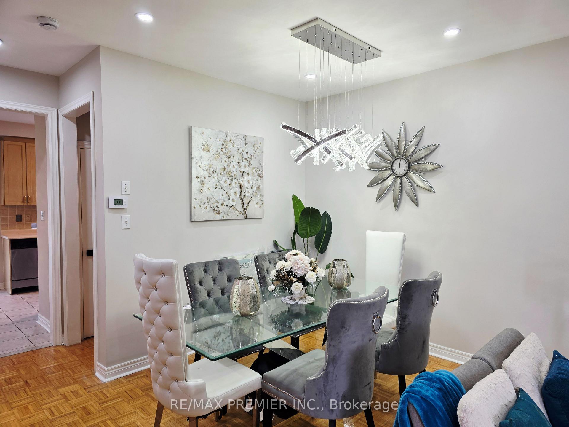 Photo 6 of 38 Osprey Drive, Vaughan, Vellore Village — HOMEH
