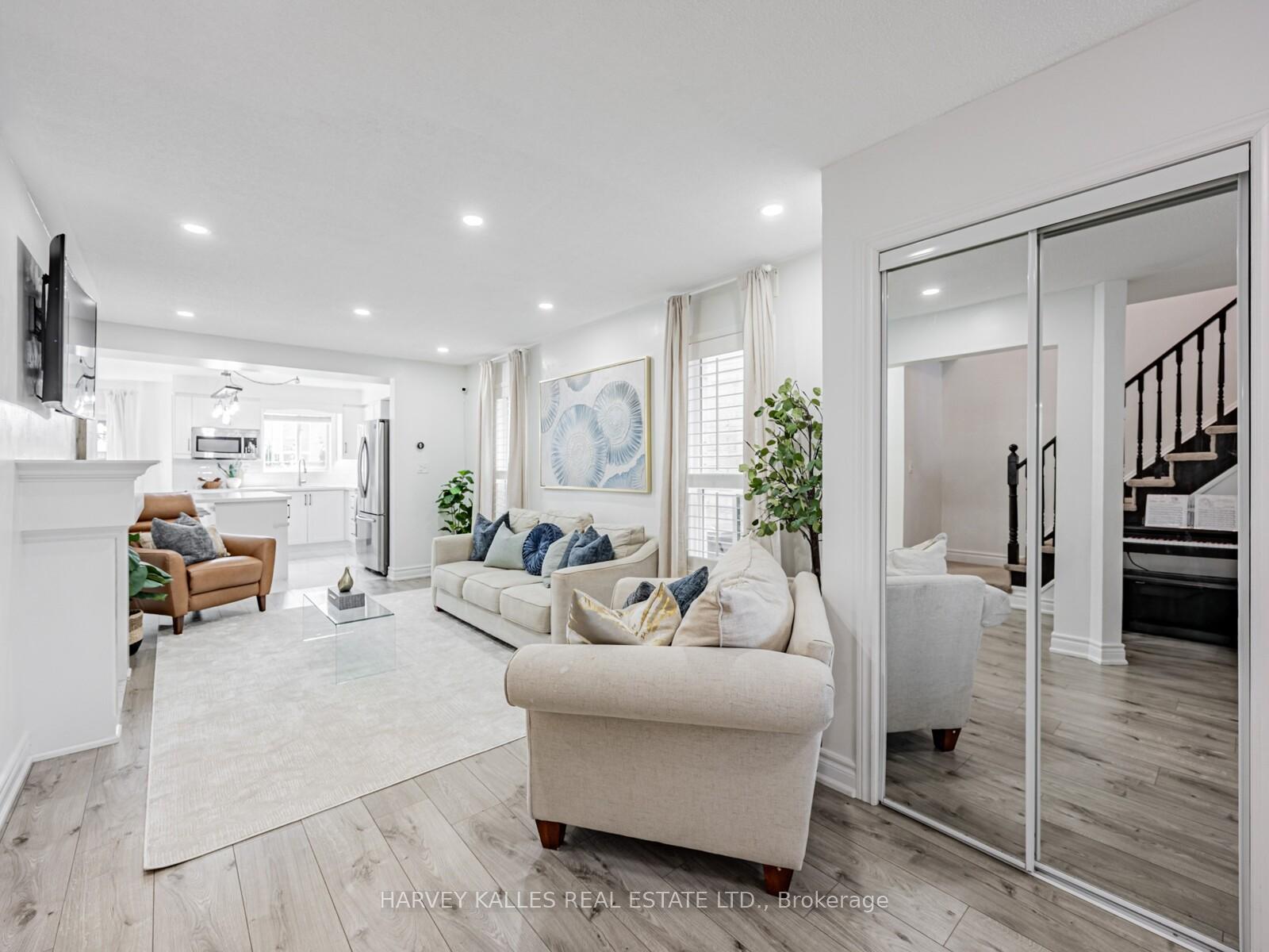 Photo 9 of 10 Hibbard Drive, Ajax, Central — HOMEH