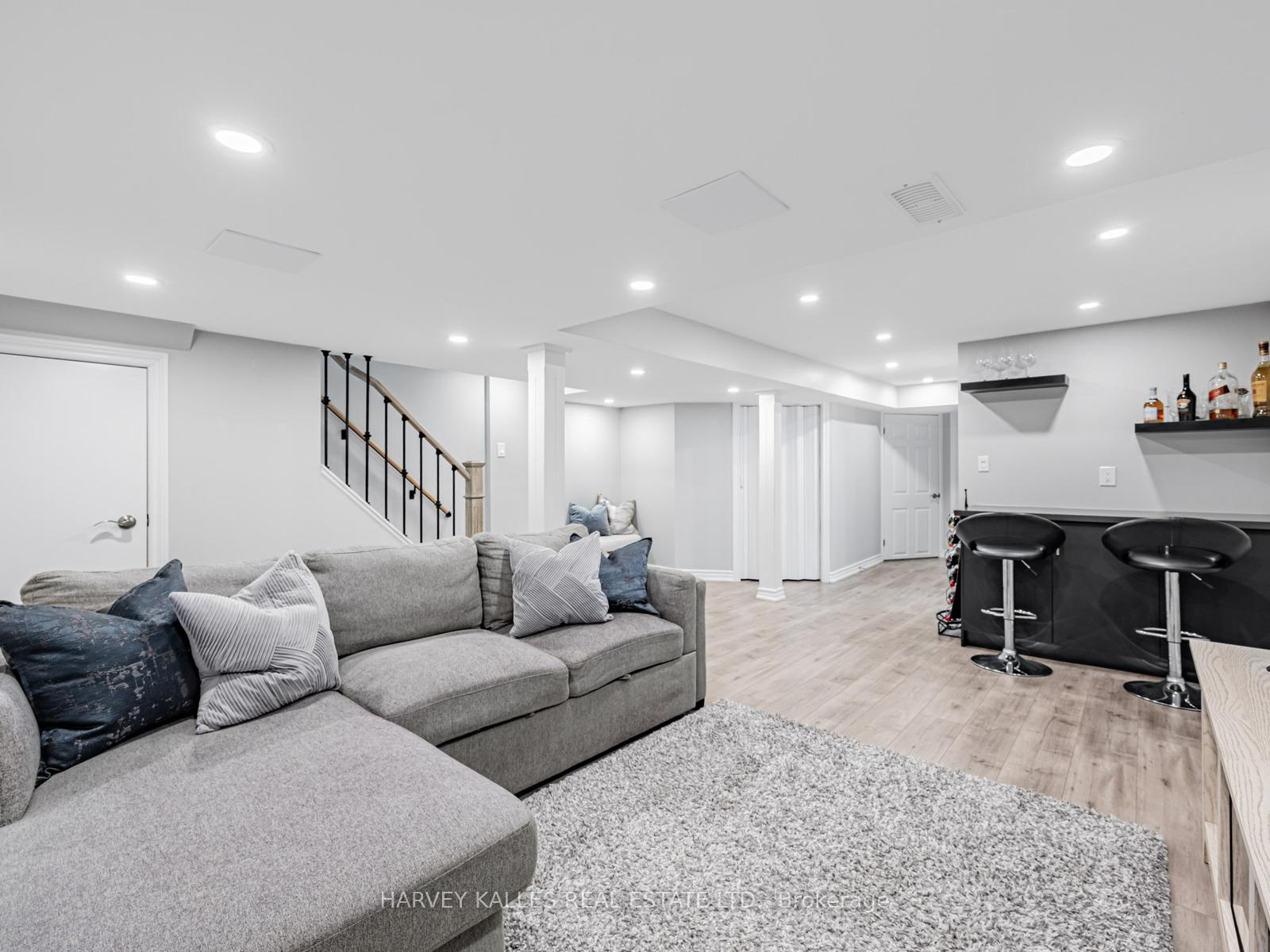 Photo 27 of 10 Hibbard Drive, Ajax, Central — HOMEH