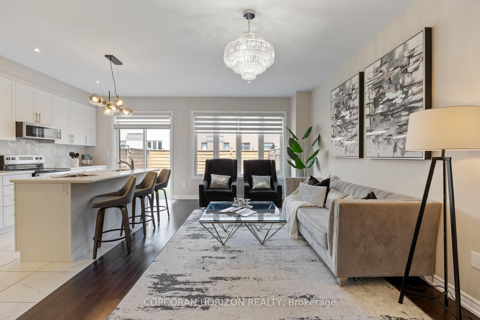 Photo 12 of 48 Louise Crescent, Whitby, Rural Whitby — HOMEH
