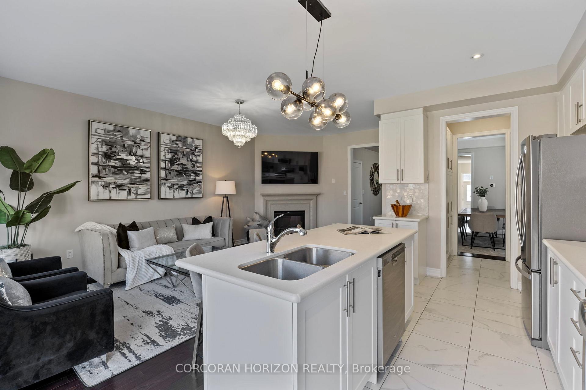 Photo 14 of 48 Louise Crescent, Whitby, Rural Whitby — HOMEH
