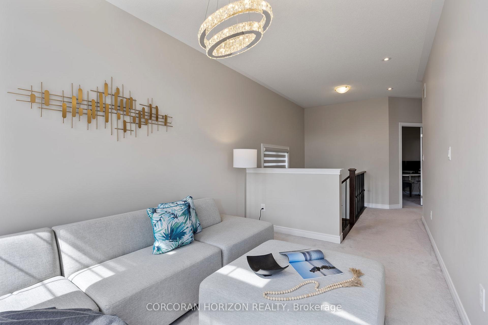 Photo 34 of 48 Louise Crescent, Whitby, Rural Whitby — HOMEH