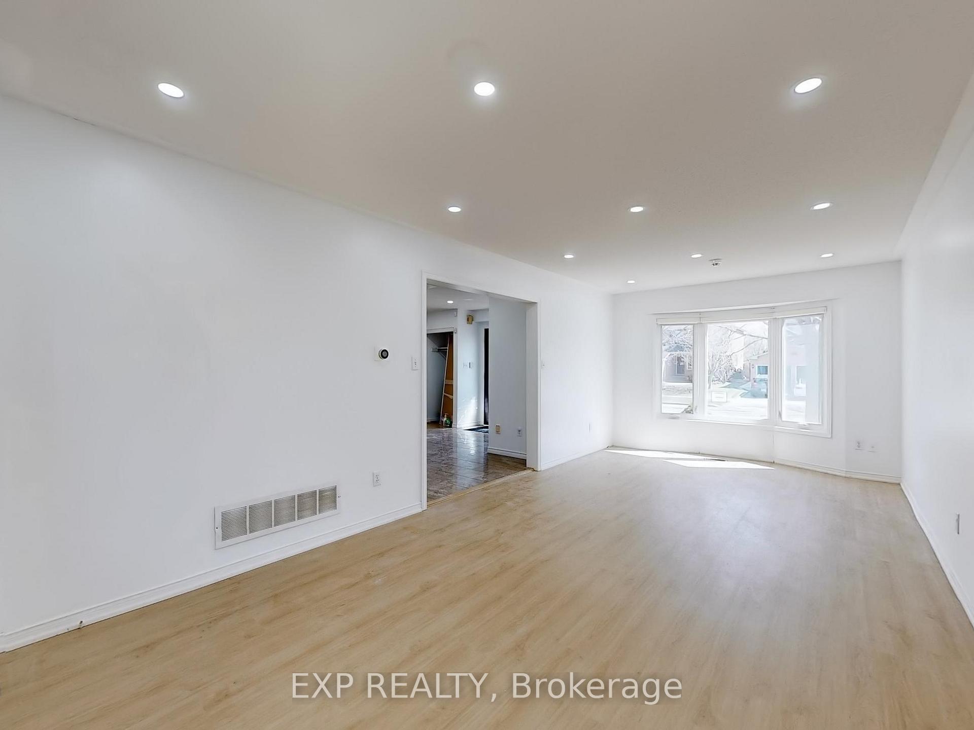 Photo 5 of Unit Main, 2nd, 2 Old Colony Drive, Whitby, Pringle Creek — HOMEH