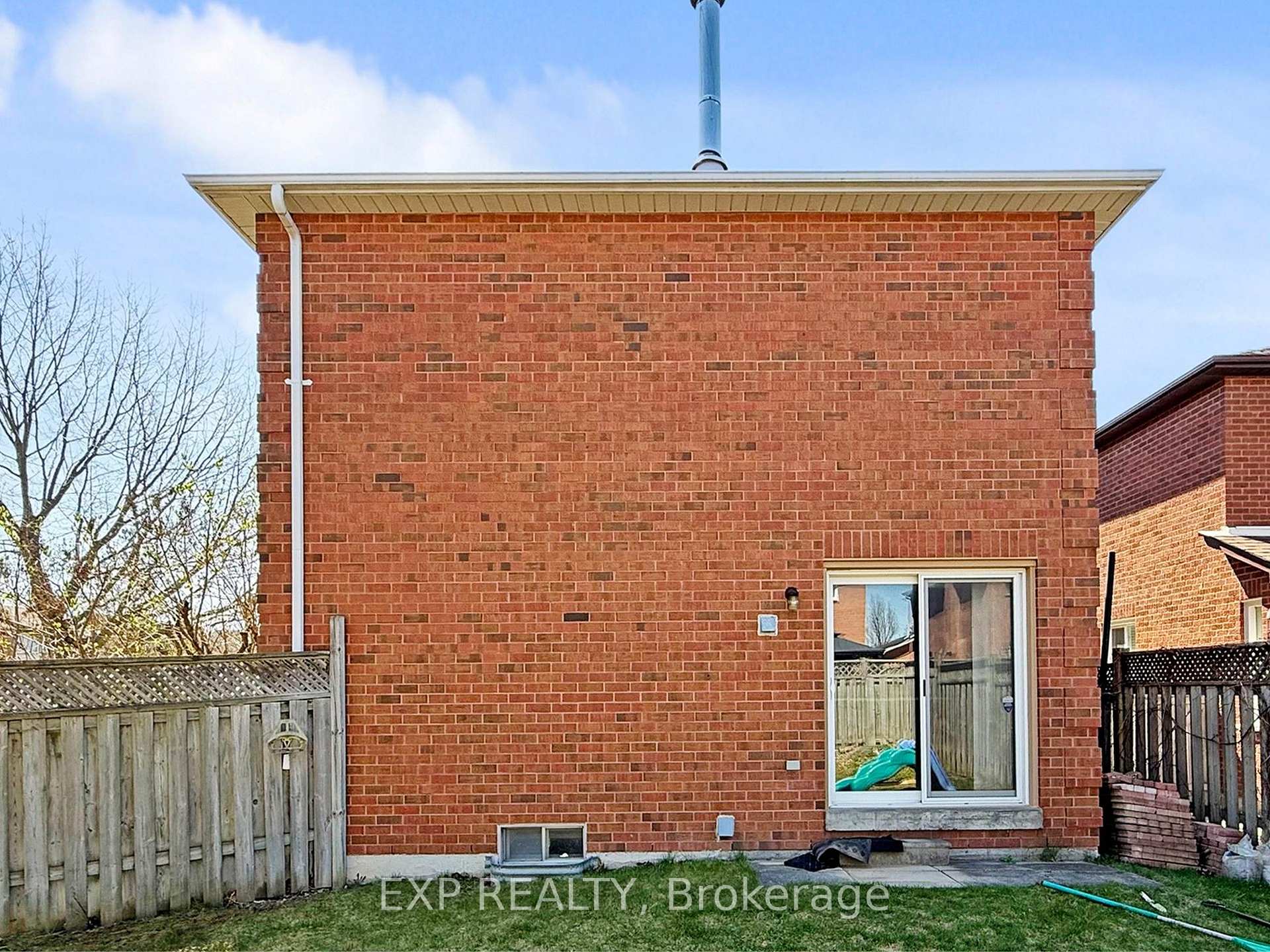 Photo 35 of Unit Main, 2nd, 2 Old Colony Drive, Whitby, Pringle Creek — HOMEH