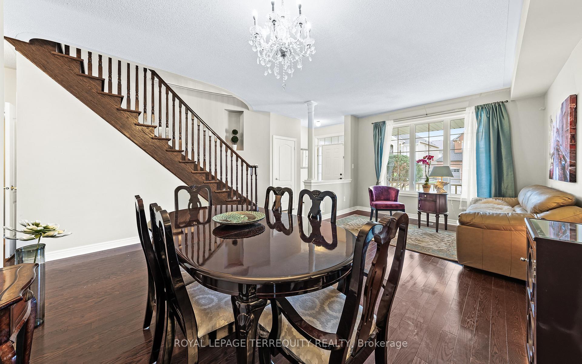 Photo 7 of 340 Williamson Road, Markham, Greensborough — HOMEH
