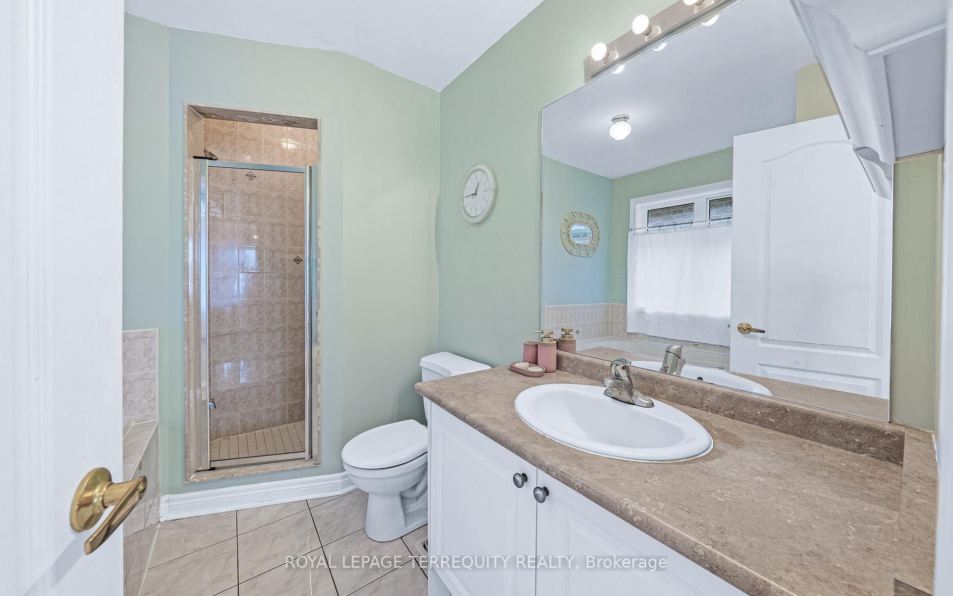 Photo 10 of 340 Williamson Road, Markham, Greensborough — HOMEH