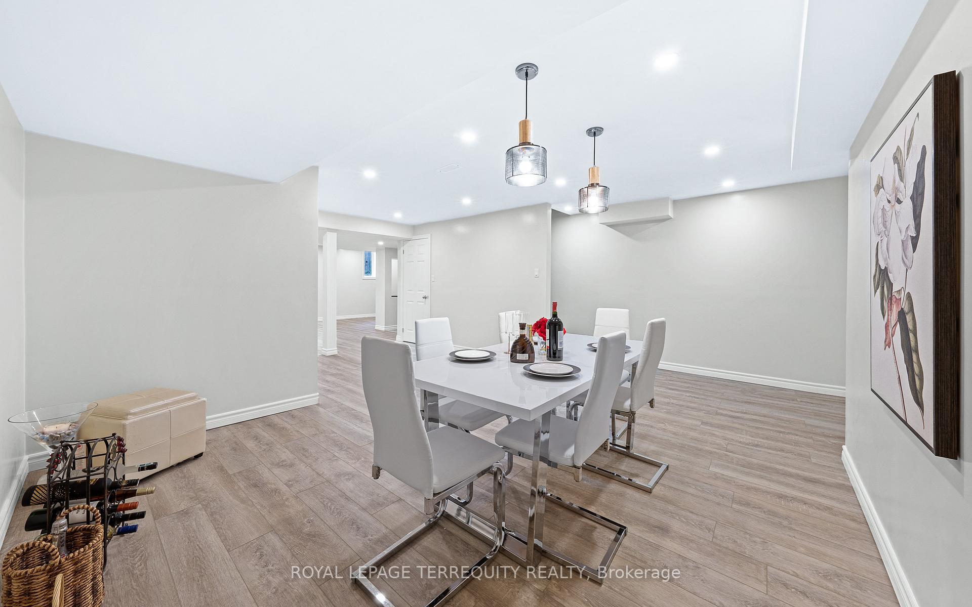 Photo 29 of 340 Williamson Road, Markham, Greensborough — HOMEH