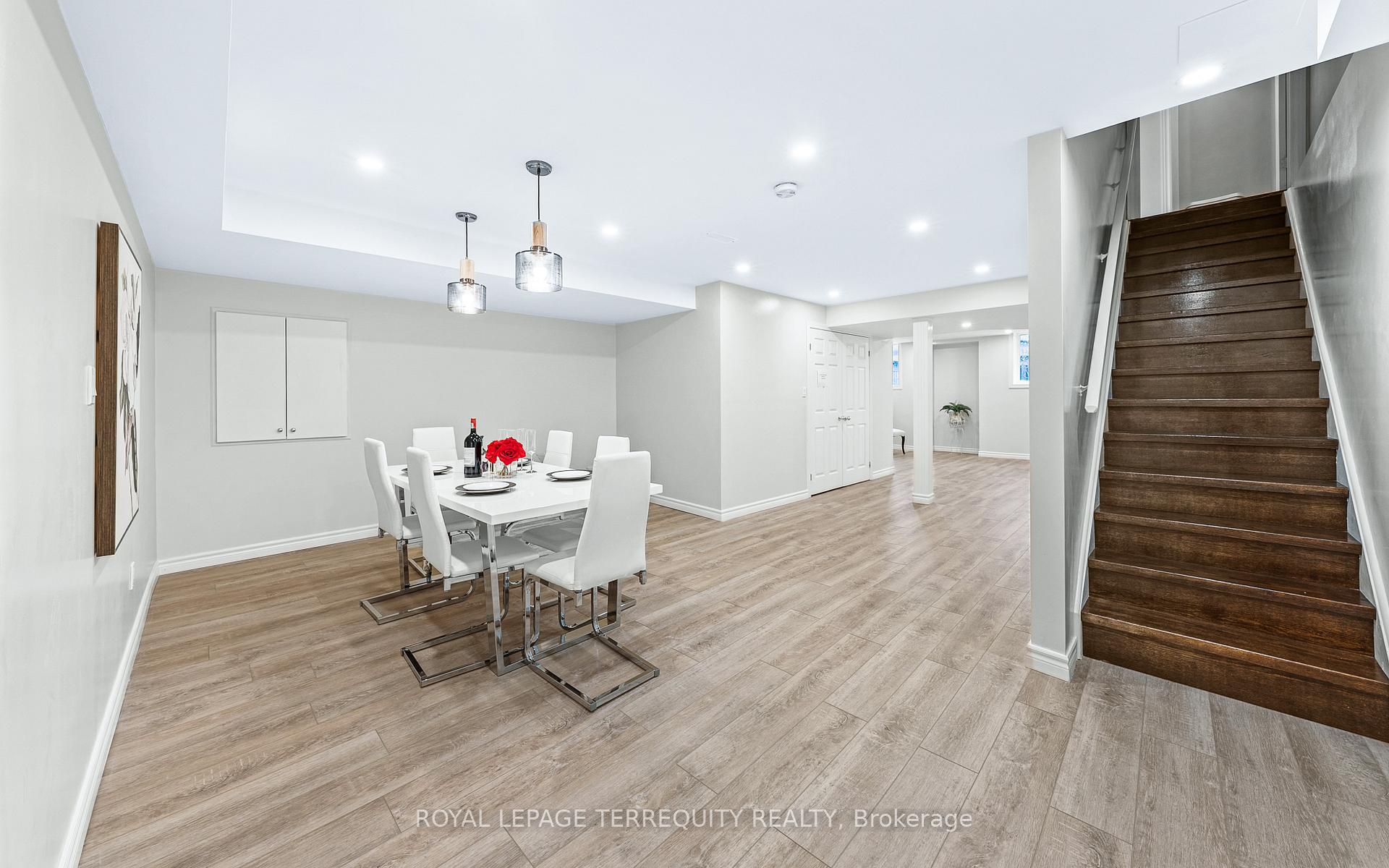 Photo 30 of 340 Williamson Road, Markham, Greensborough — HOMEH