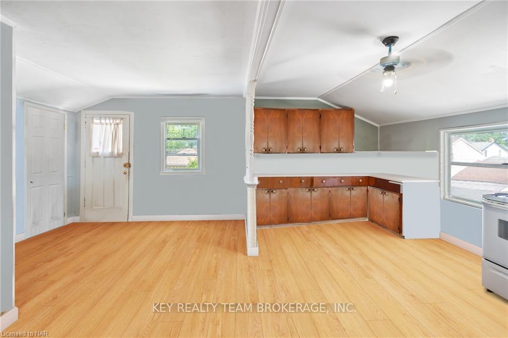 Photo 14 of 237 Wallace Avenue S, Welland, Lincoln/Crowland — HOMEH