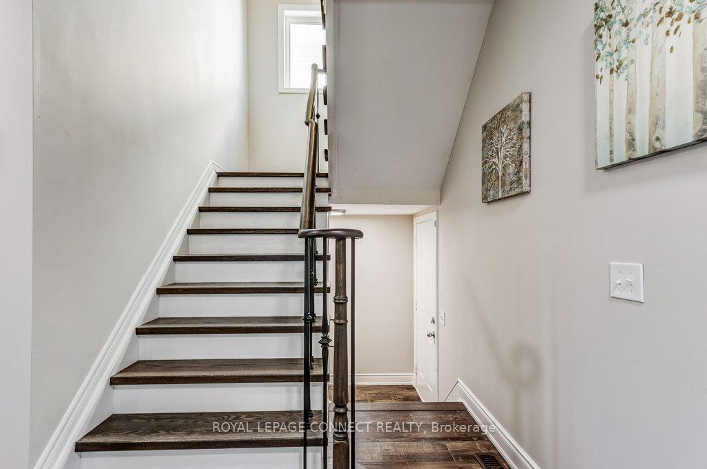 Photo 40 of 89 James Govan Drive, Whitby, Port Whitby — HOMEH