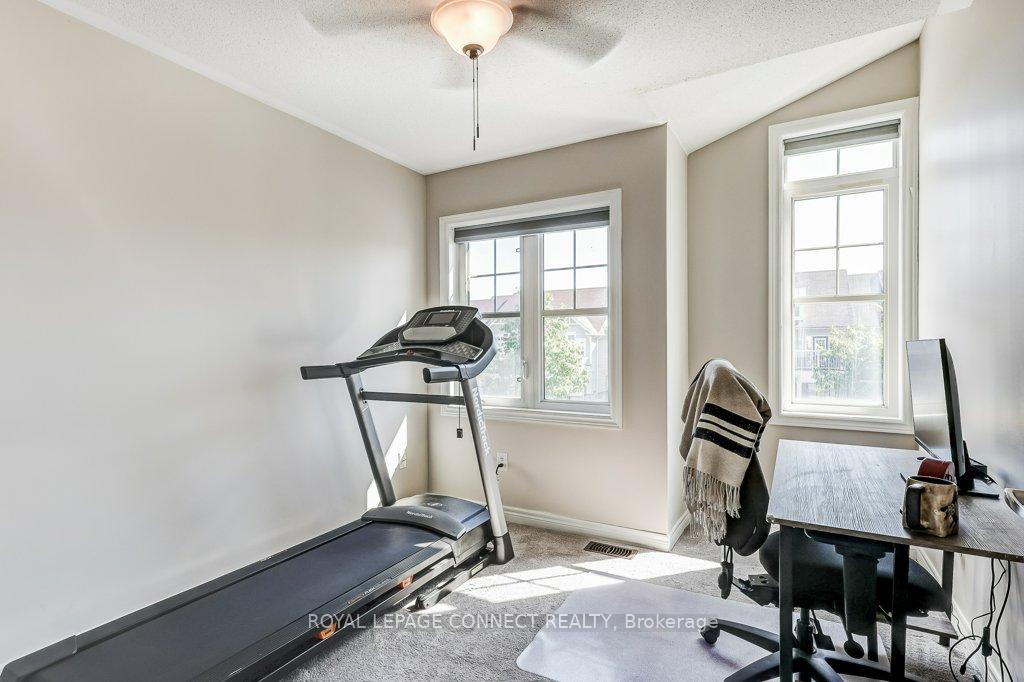 Photo 43 of 89 James Govan Drive, Whitby, Port Whitby — HOMEH