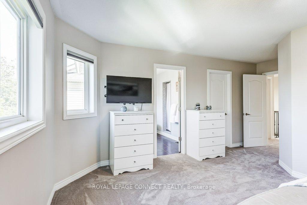 Photo 51 of 89 James Govan Drive, Whitby, Port Whitby — HOMEH