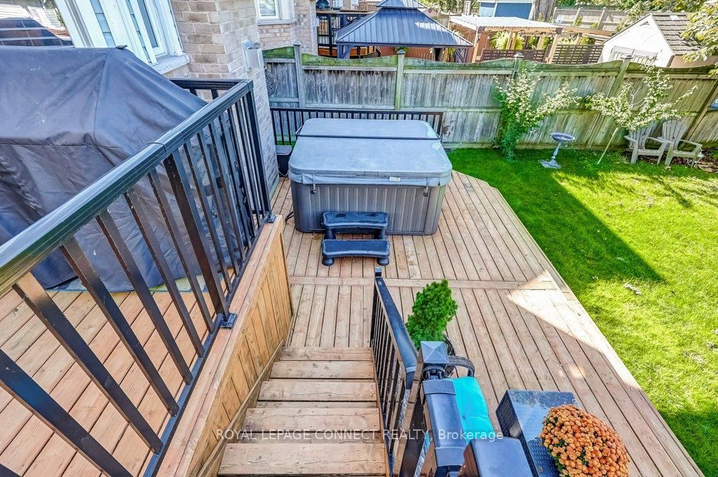 Photo 65 of 89 James Govan Drive, Whitby, Port Whitby — HOMEH