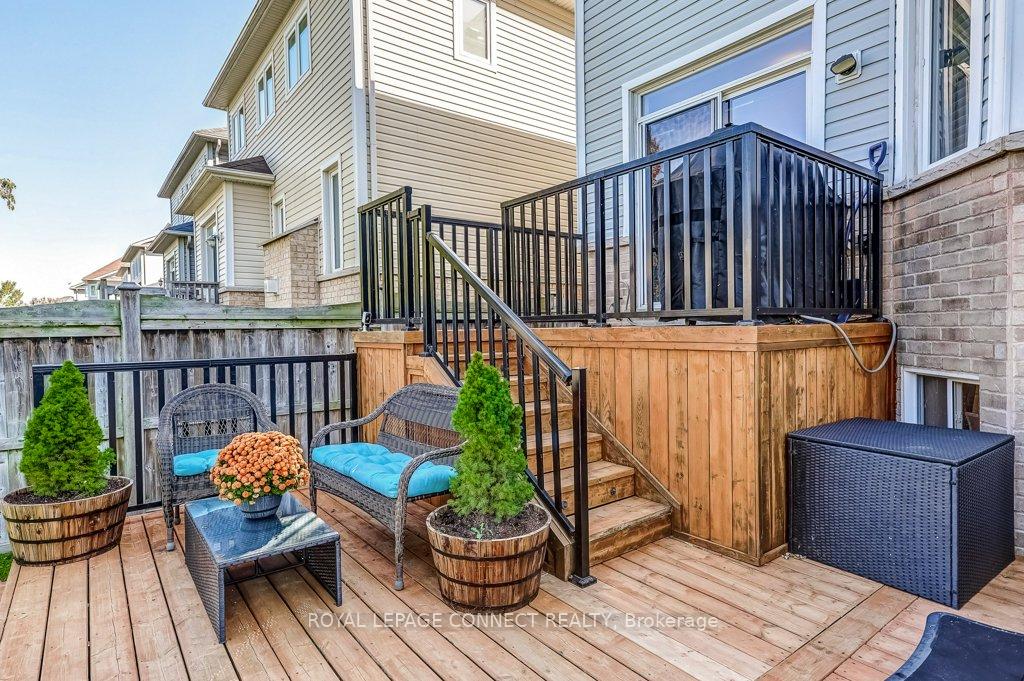 Photo 66 of 89 James Govan Drive, Whitby, Port Whitby — HOMEH
