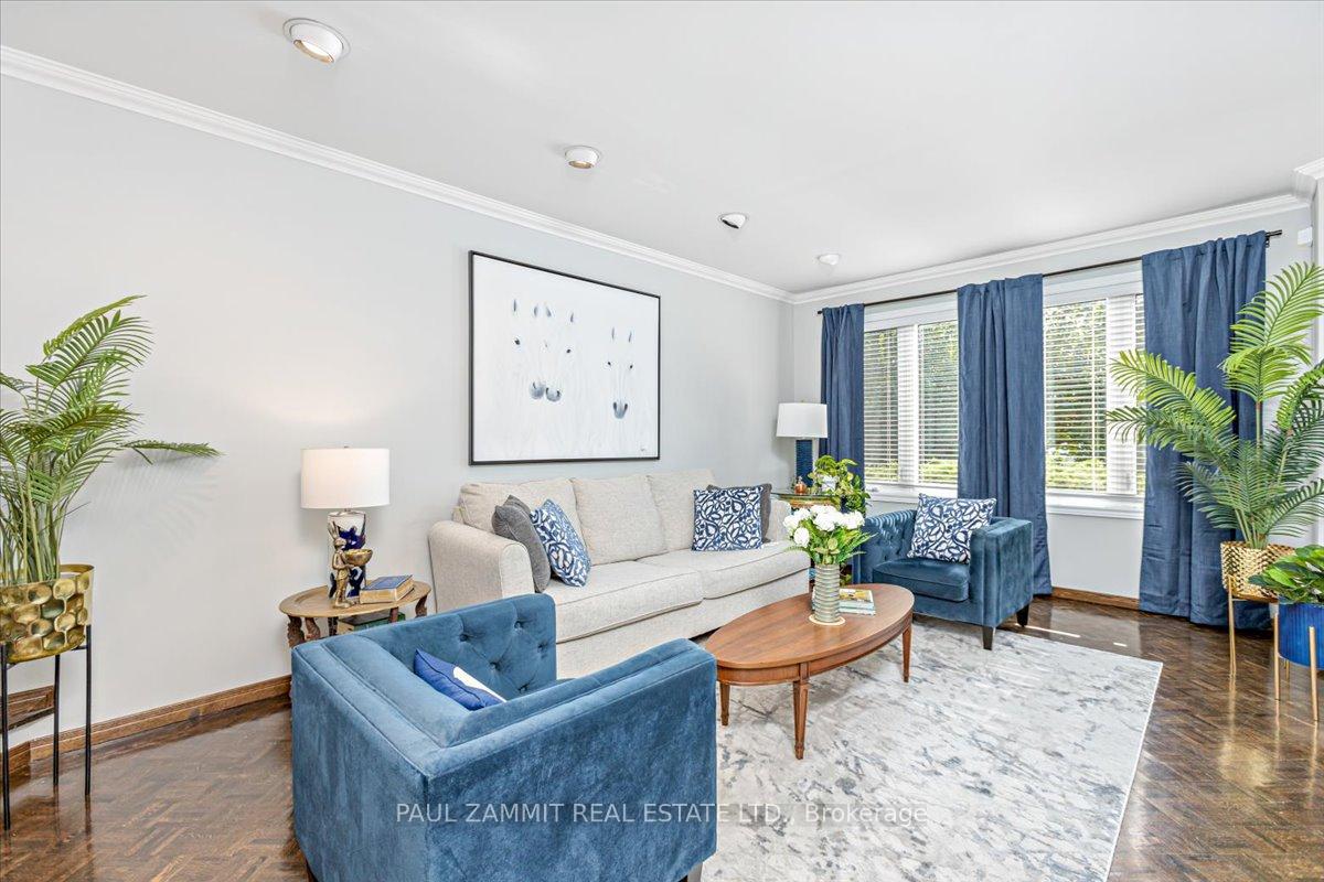 Photo 7 of 26 Ladyslipper Court, Markham, Bayview Glen — HOMEH