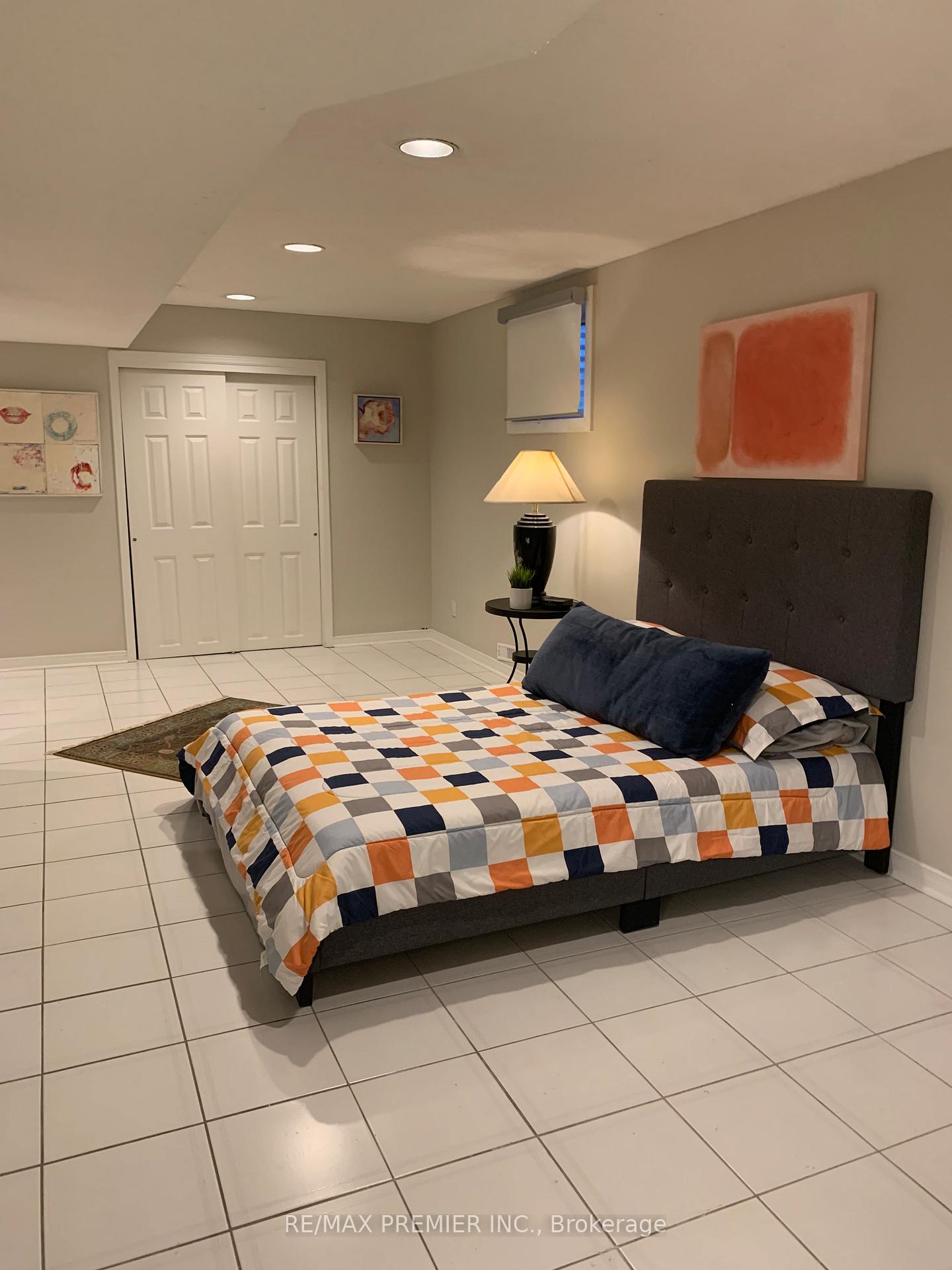 Photo 7 of Unit Bsmt, 348 Aberdeen Avenue, Vaughan, East Woodbridge — HOMEH