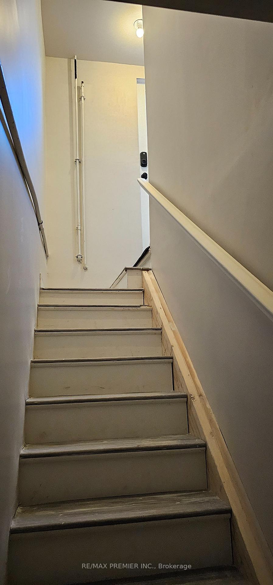 Photo 11 of Unit Bsmt, 348 Aberdeen Avenue, Vaughan, East Woodbridge — HOMEH