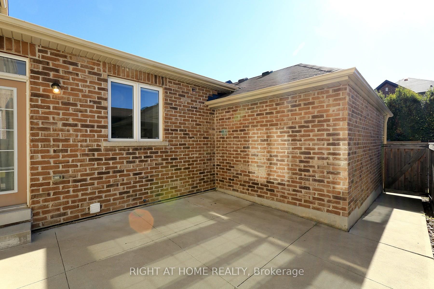 Photo 23 of 63 East's Corner Boulevard, Vaughan, Vellore Village — HOMEH