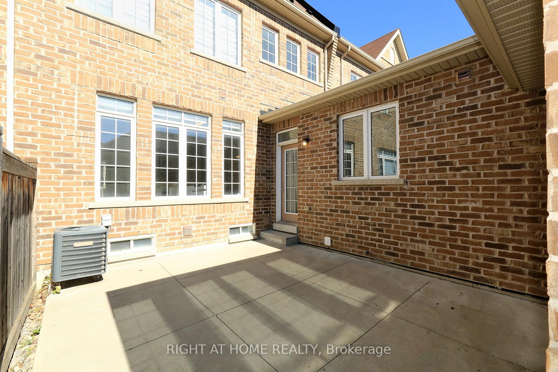 Photo 24 of 63 East's Corner Boulevard, Vaughan, Vellore Village — HOMEH