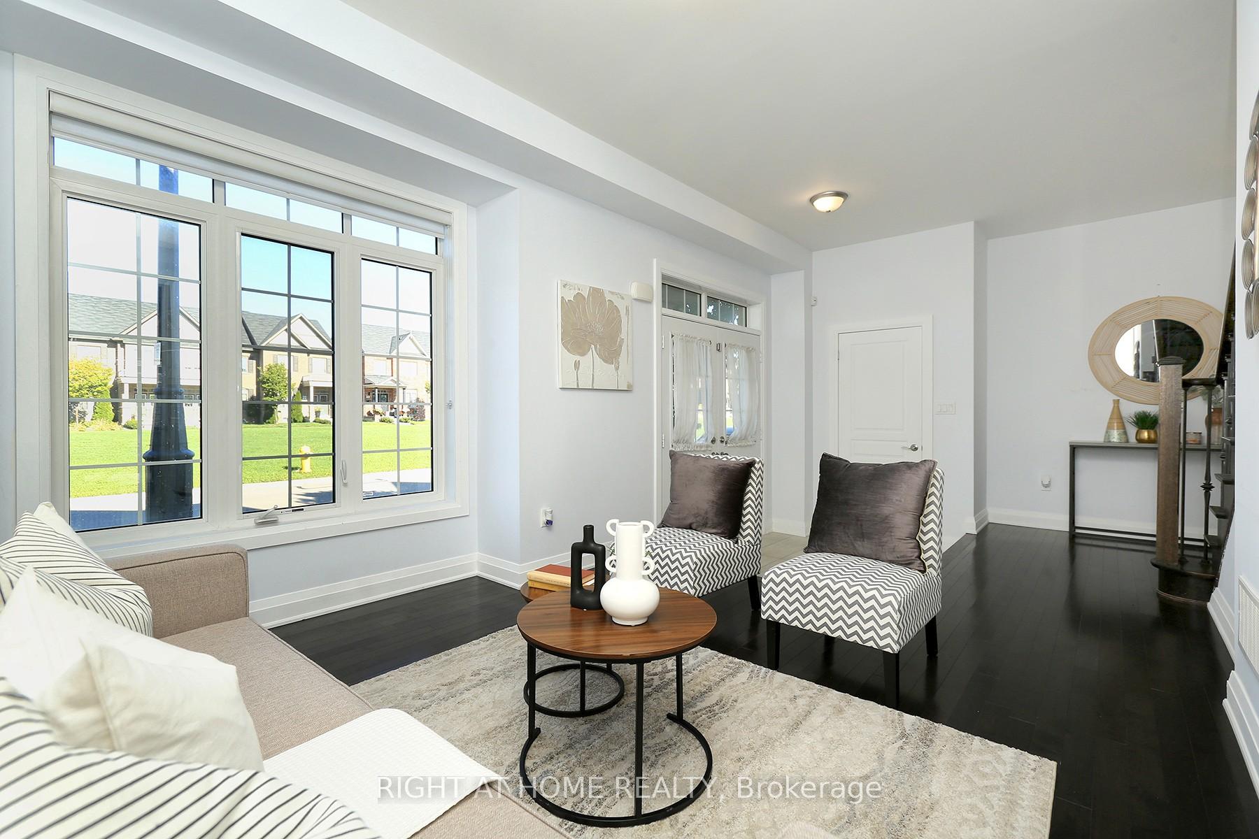 Photo 32 of 63 East's Corner Boulevard, Vaughan, Vellore Village — HOMEH