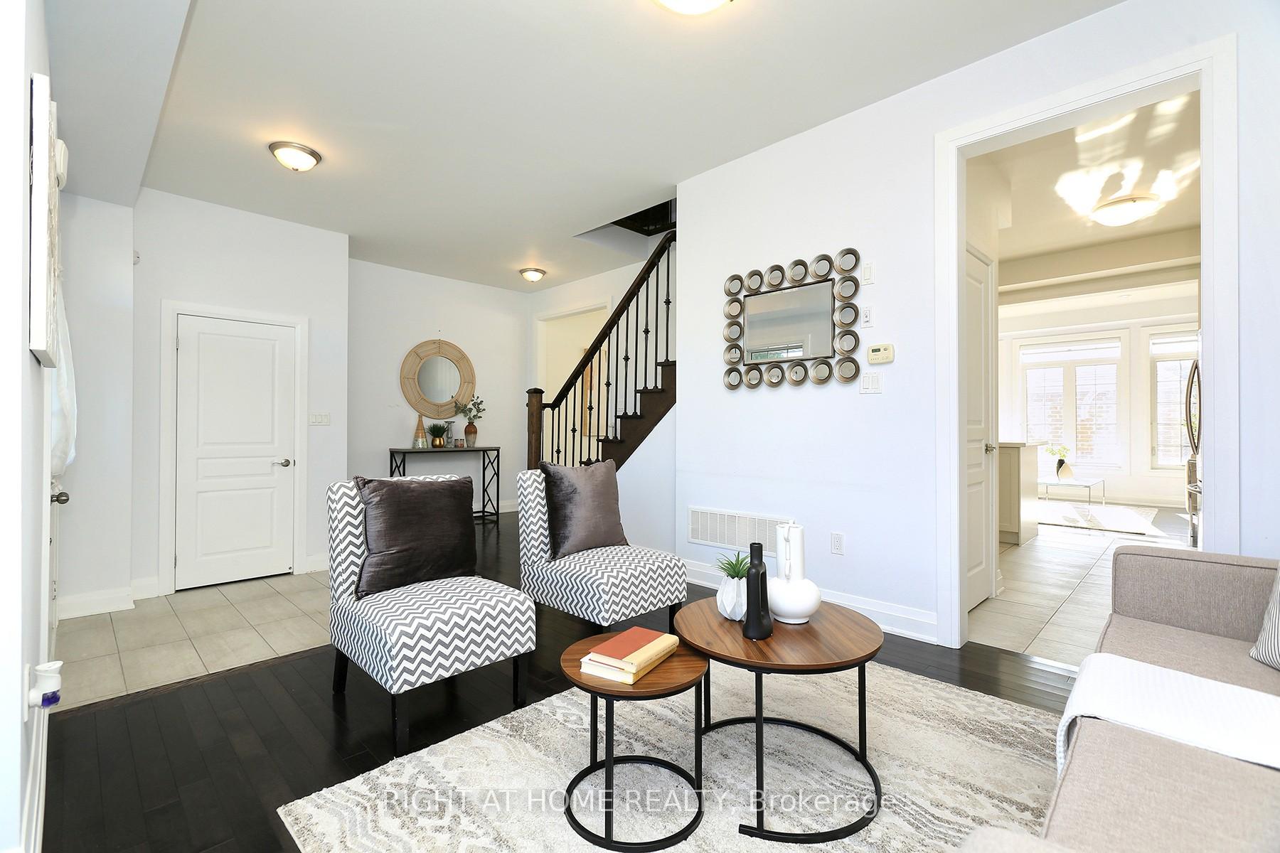 Photo 33 of 63 East's Corner Boulevard, Vaughan, Vellore Village — HOMEH