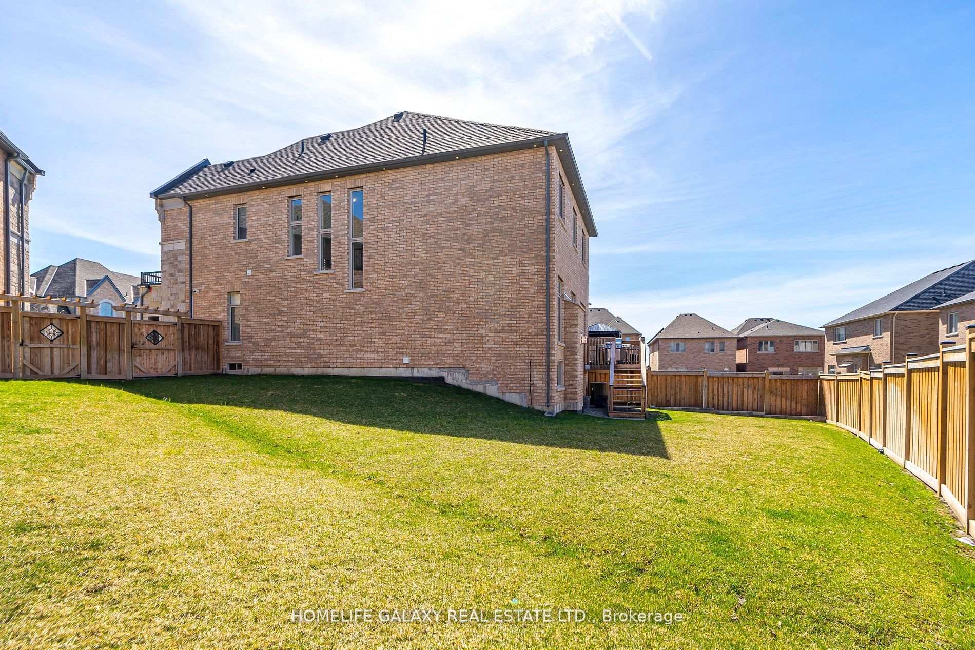 Photo 40 of 65 St Ives Crescent, Whitby, Rural Whitby — HOMEH