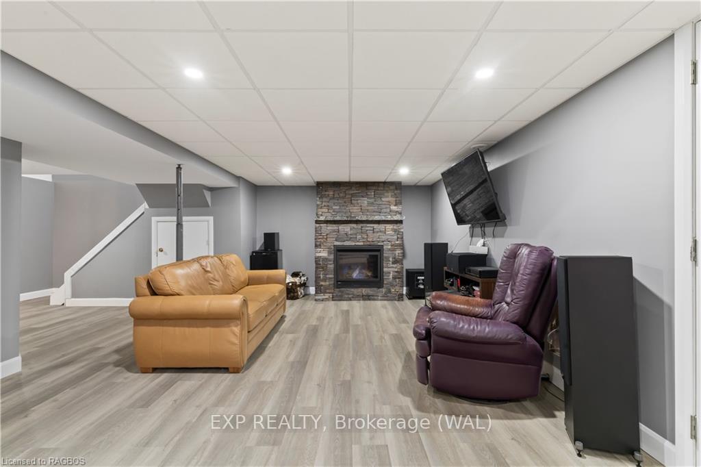 Photo 8 of 415 Chester Street W, West Grey — HOMEH