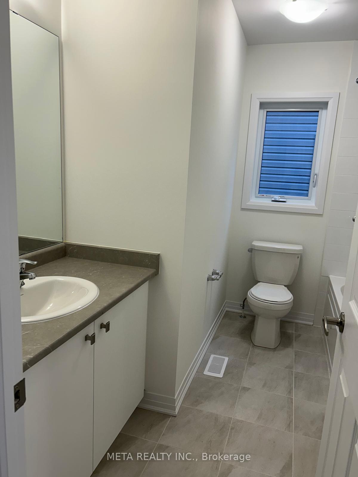 Photo 27 of 68 Varsity Drive, Welland, Dain City — HOMEH