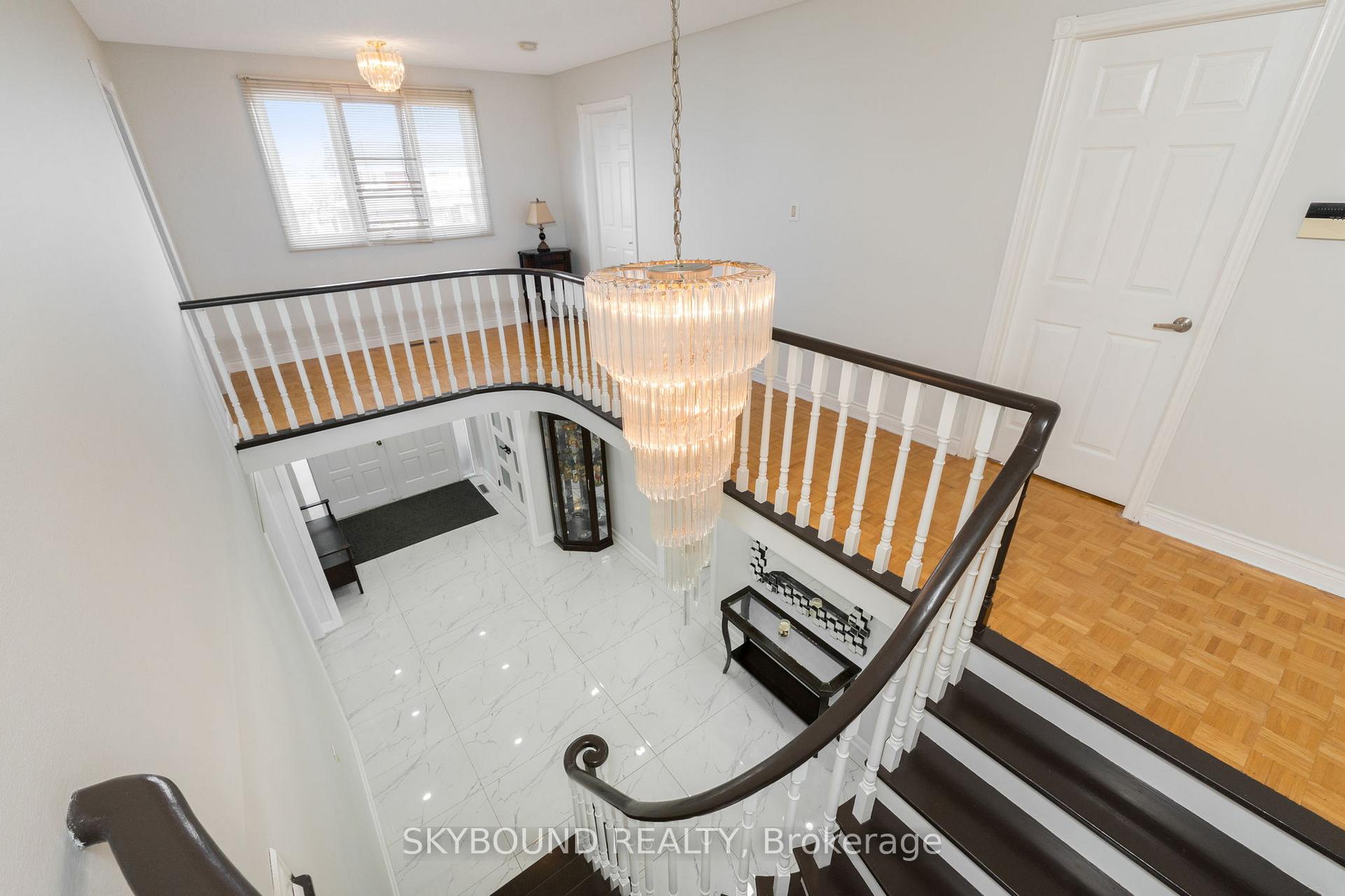 Photo 24 of 108 Zinnia Place, Vaughan, West Woodbridge — HOMEH