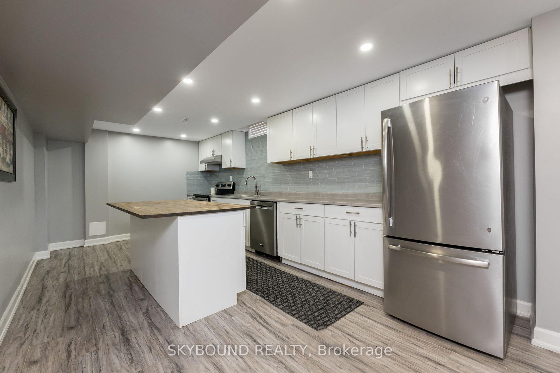 Photo 38 of 108 Zinnia Place, Vaughan, West Woodbridge — HOMEH