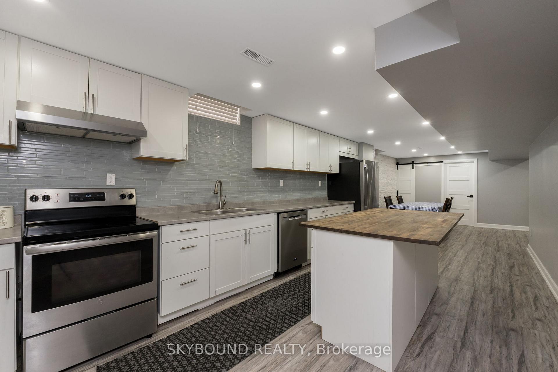 Photo 41 of 108 Zinnia Place, Vaughan, West Woodbridge — HOMEH