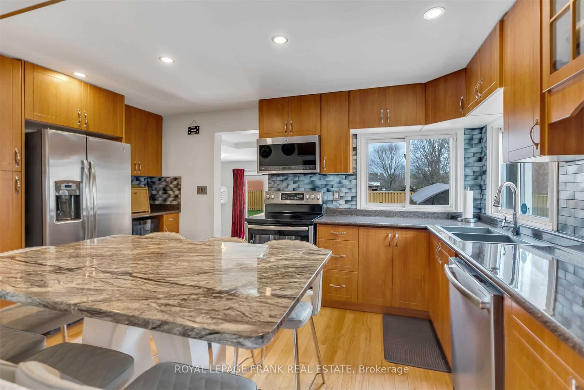 Photo 6 of 55 Garrard Road, Whitby, Blue Grass Meadows — HOMEH