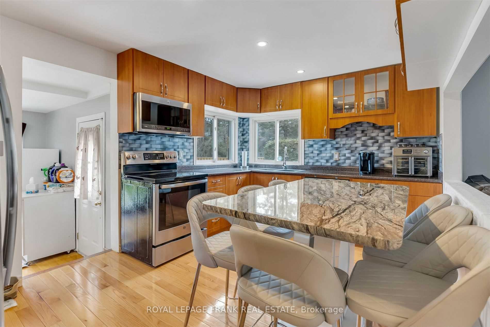Photo 7 of 55 Garrard Road, Whitby, Blue Grass Meadows — HOMEH
