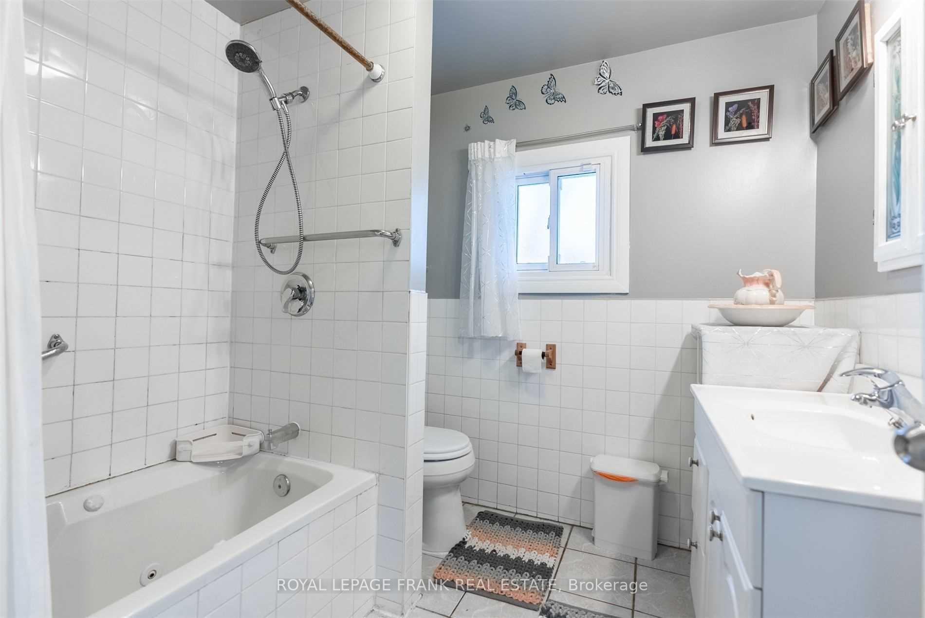 Photo 14 of 55 Garrard Road, Whitby, Blue Grass Meadows — HOMEH
