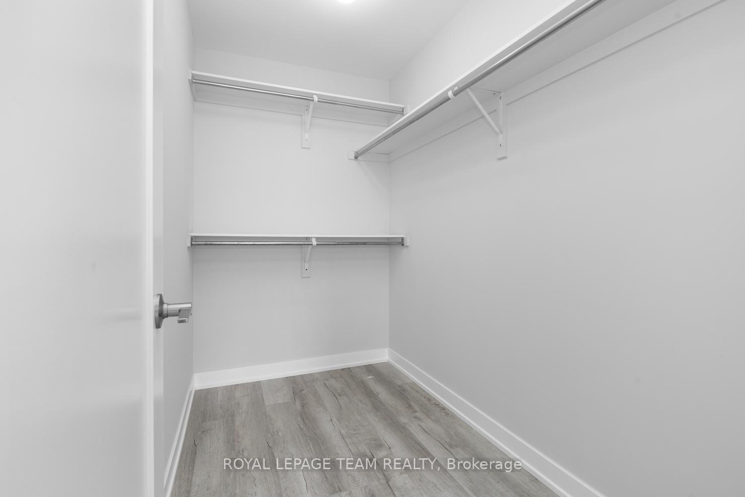 Photo 15 of 142 Anthracite Private, Ottawa, Barrhaven - Heritage Park — HOMEH