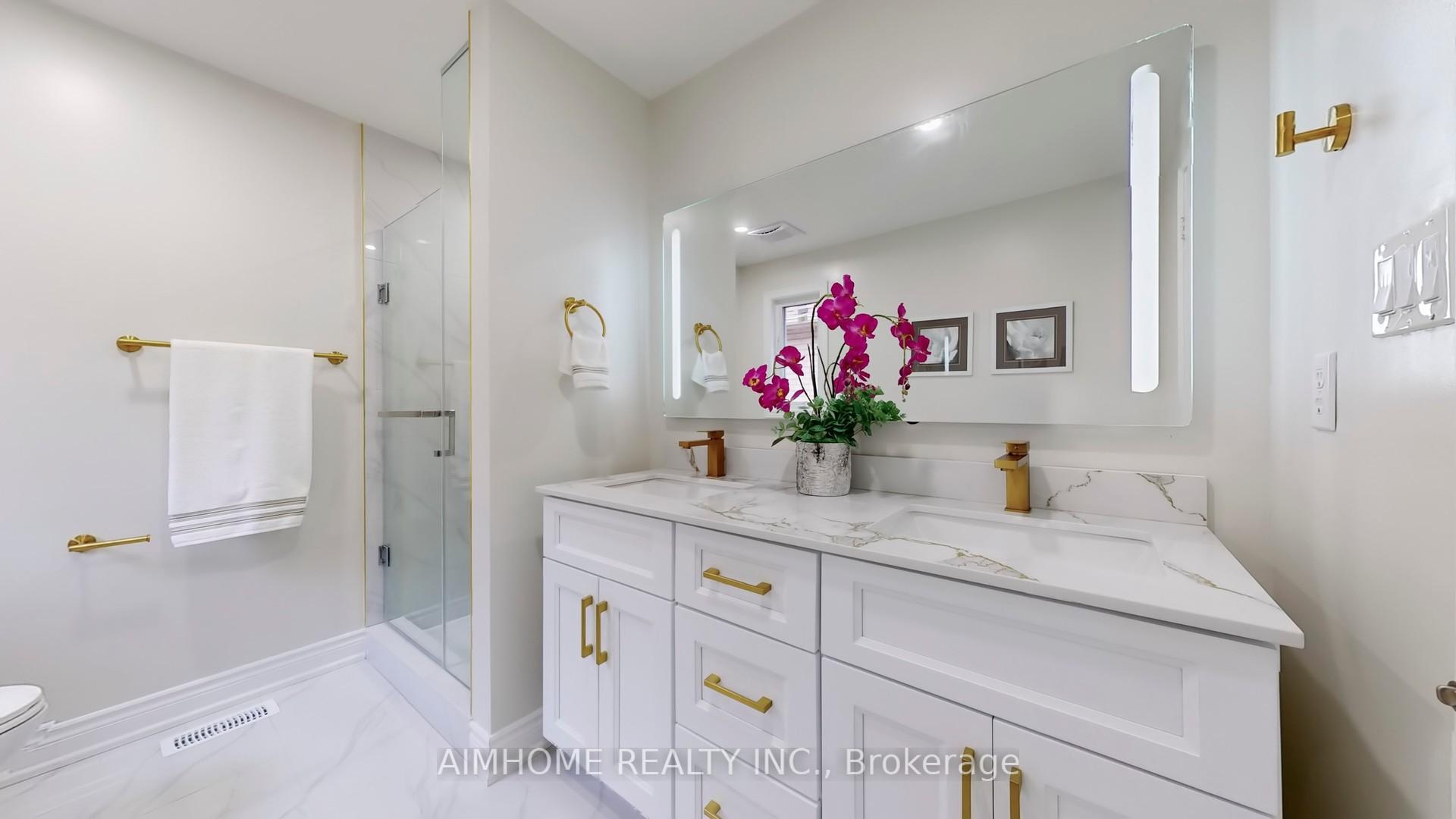 Photo 33 of 592 Highglen Avenue, Markham, Middlefield — HOMEH