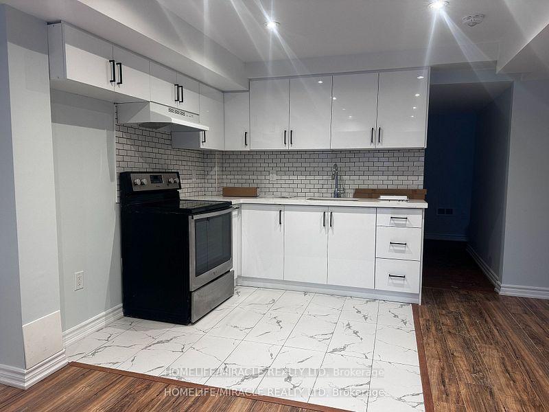 Photo 3 of 92 Sharplin Drive, Ajax, South East — HOMEH