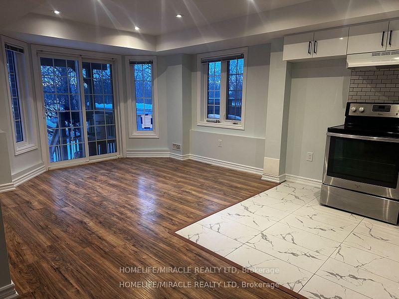 Photo 5 of 92 Sharplin Drive, Ajax, South East — HOMEH
