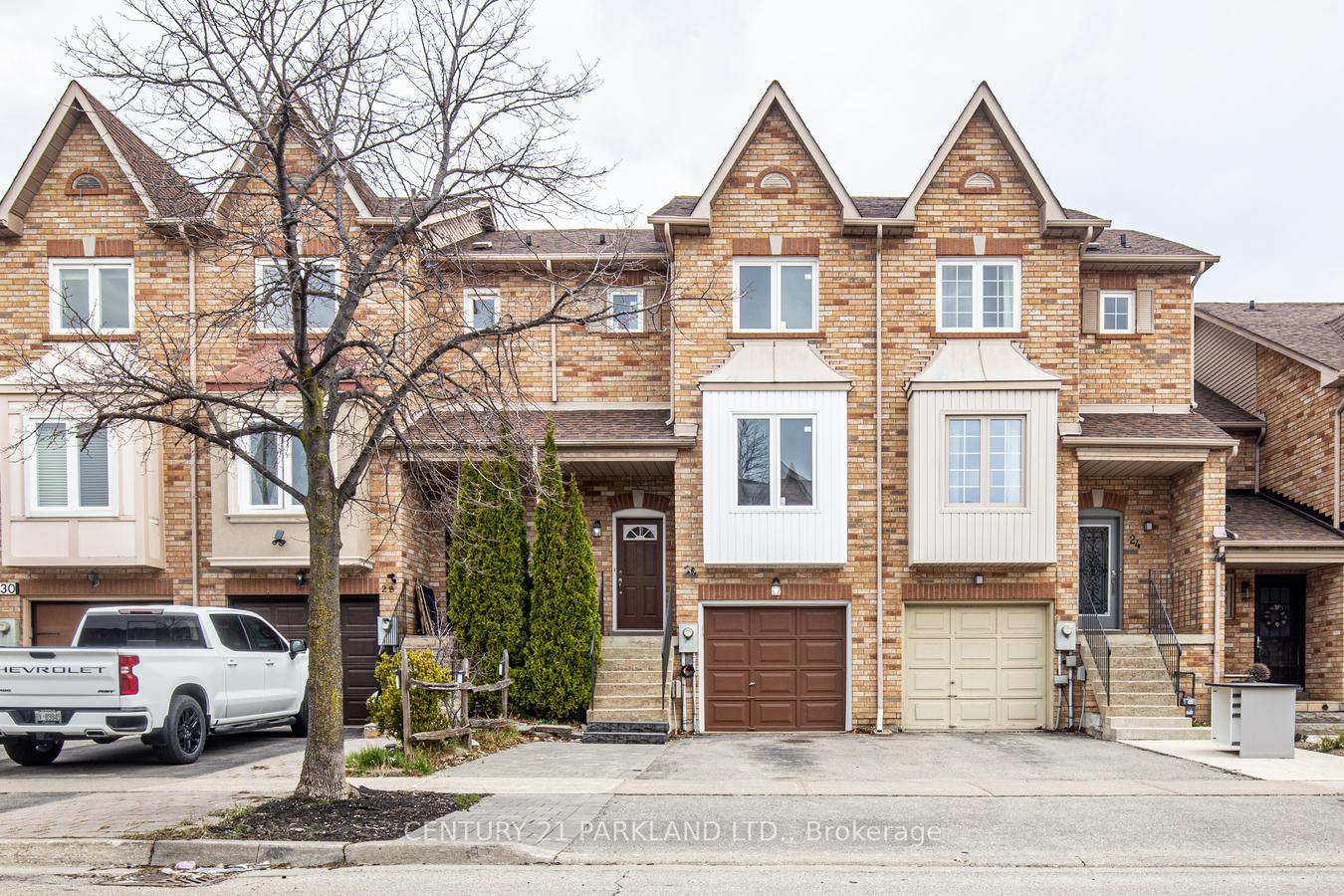 Photo 1 of 26 Kelso Crescent, Vaughan, Maple — HOMEH