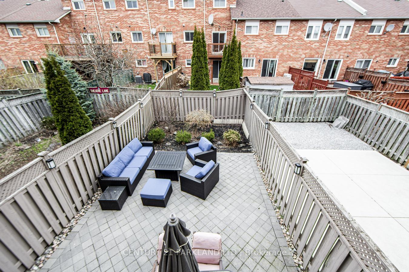 Photo 16 of 26 Kelso Crescent, Vaughan, Maple — HOMEH