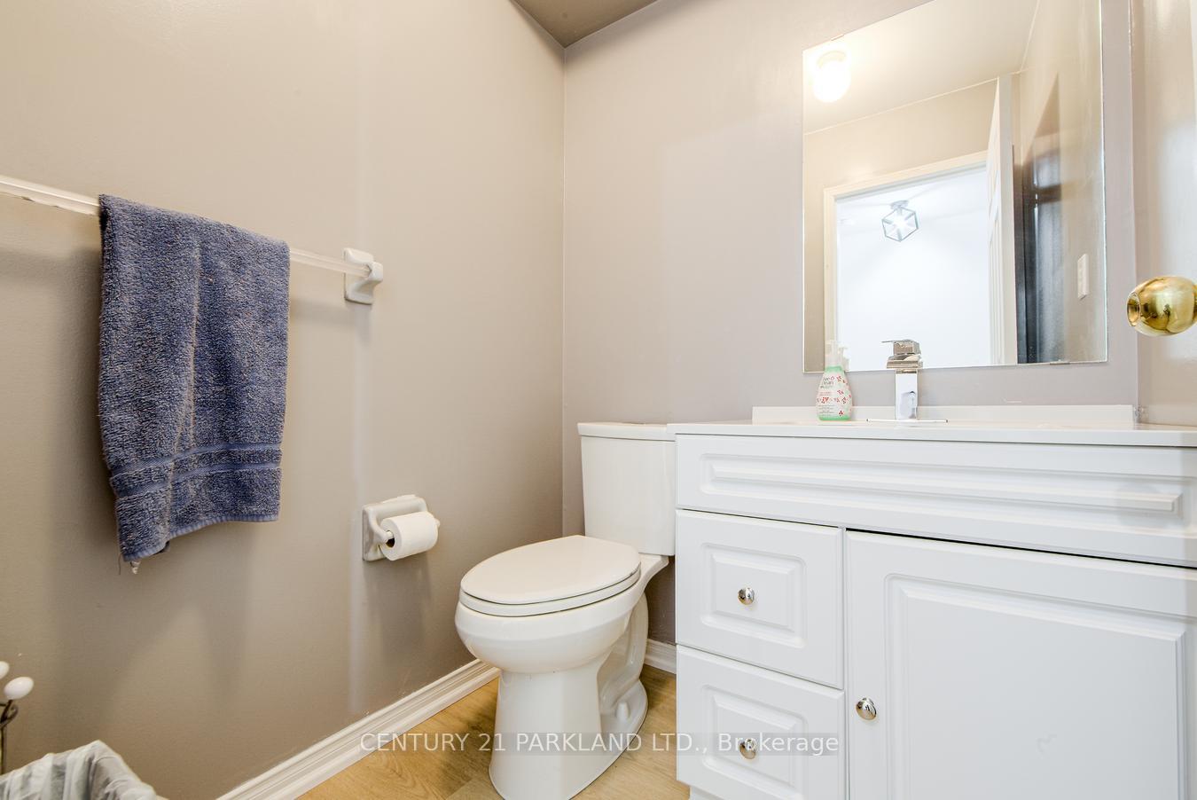 Photo 17 of 26 Kelso Crescent, Vaughan, Maple — HOMEH
