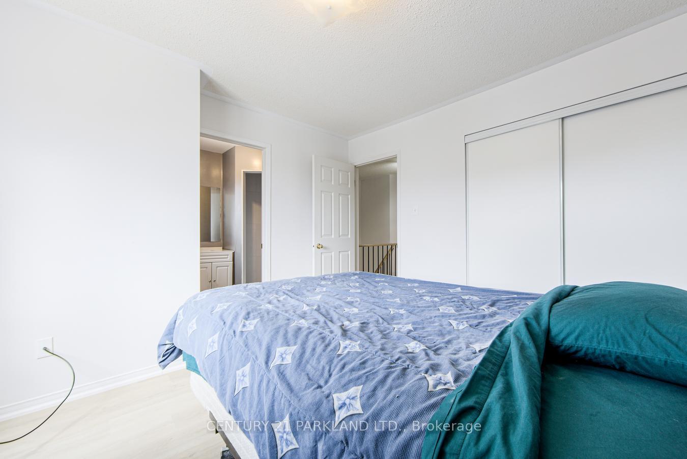 Photo 22 of 26 Kelso Crescent, Vaughan, Maple — HOMEH