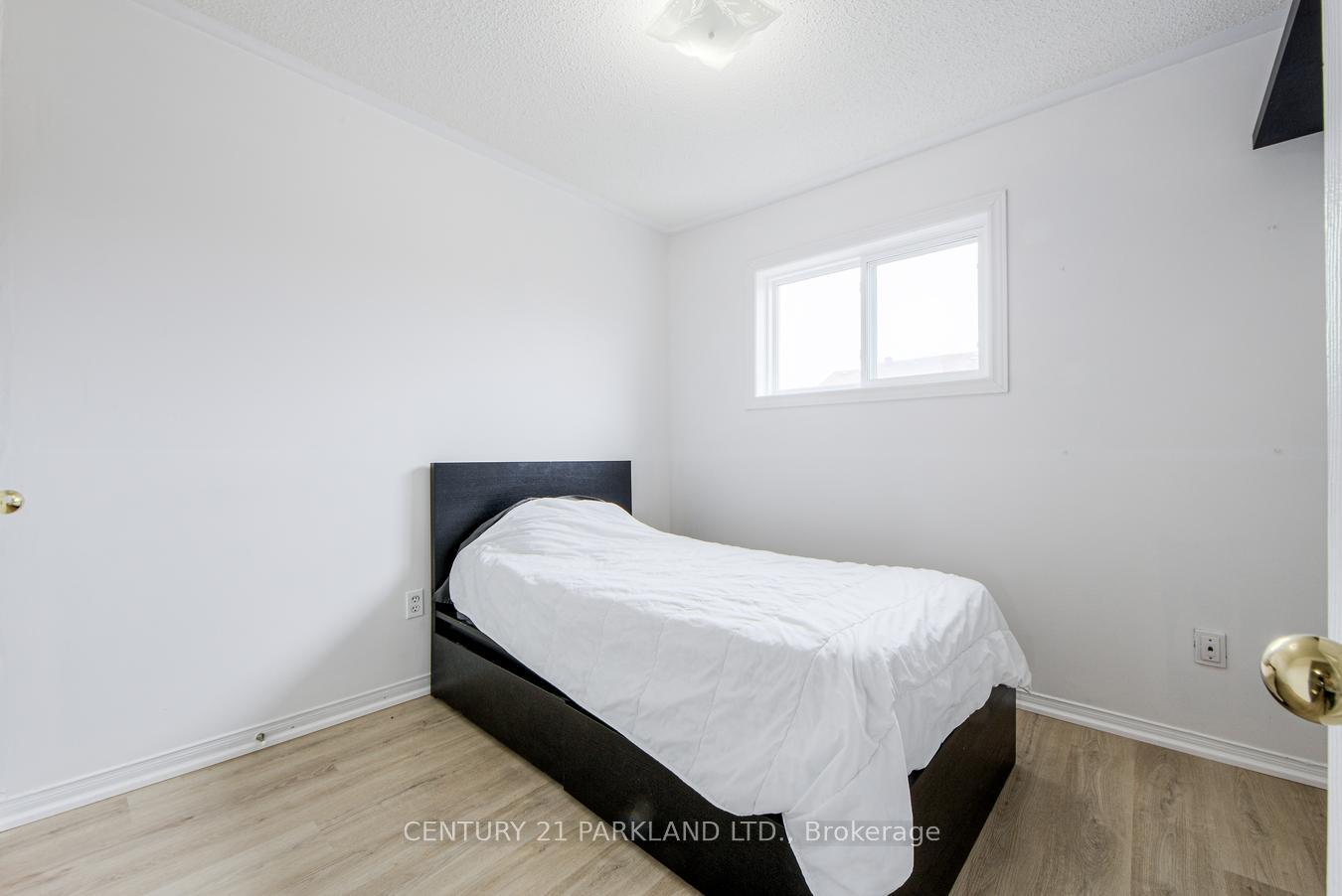 Photo 24 of 26 Kelso Crescent, Vaughan, Maple — HOMEH