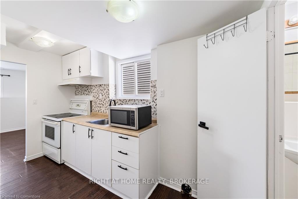 Photo 16 of Unit Lower Unit, 44 Poplar Crescent, Welland, N. Welland — HOMEH