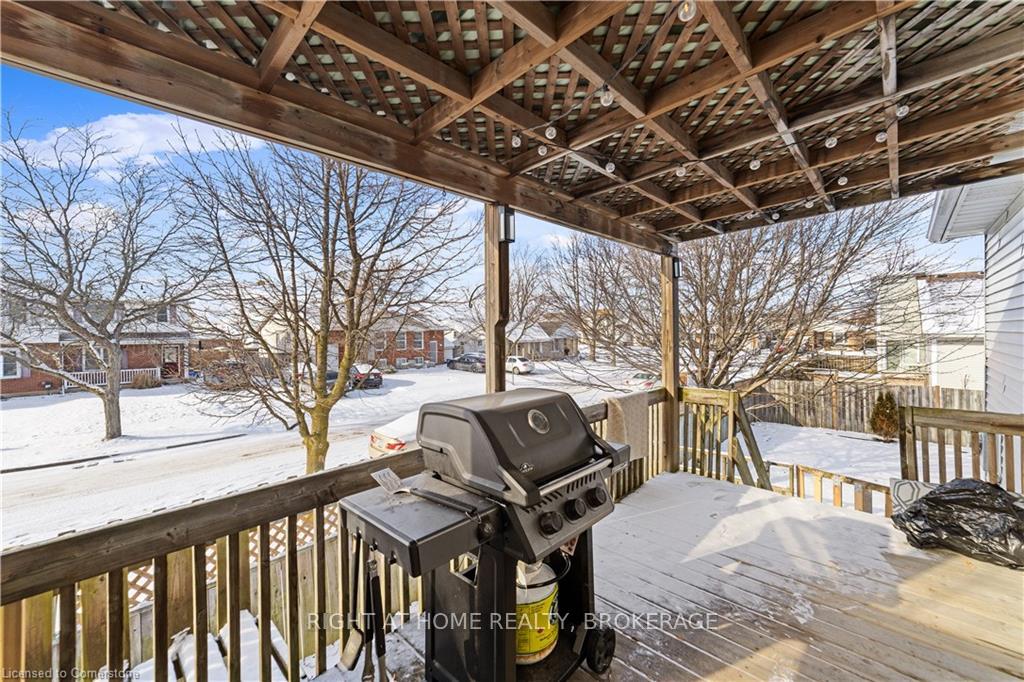 Photo 29 of Unit Lower Unit, 44 Poplar Crescent, Welland, N. Welland — HOMEH