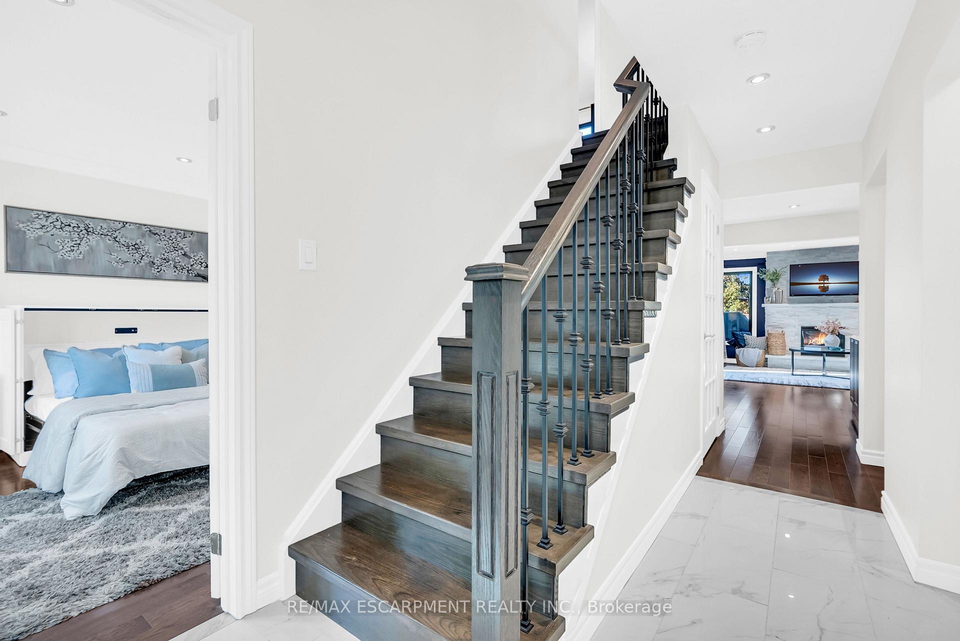 Photo 17 of 12 Chopin Court, Whitby, Lynde Creek — HOMEH