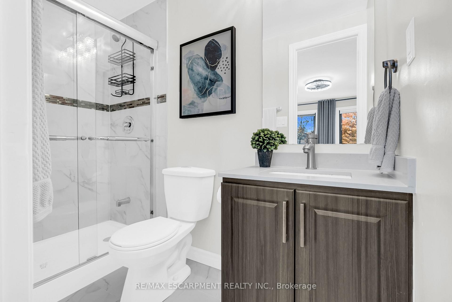 Photo 41 of 12 Chopin Court, Whitby, Lynde Creek — HOMEH