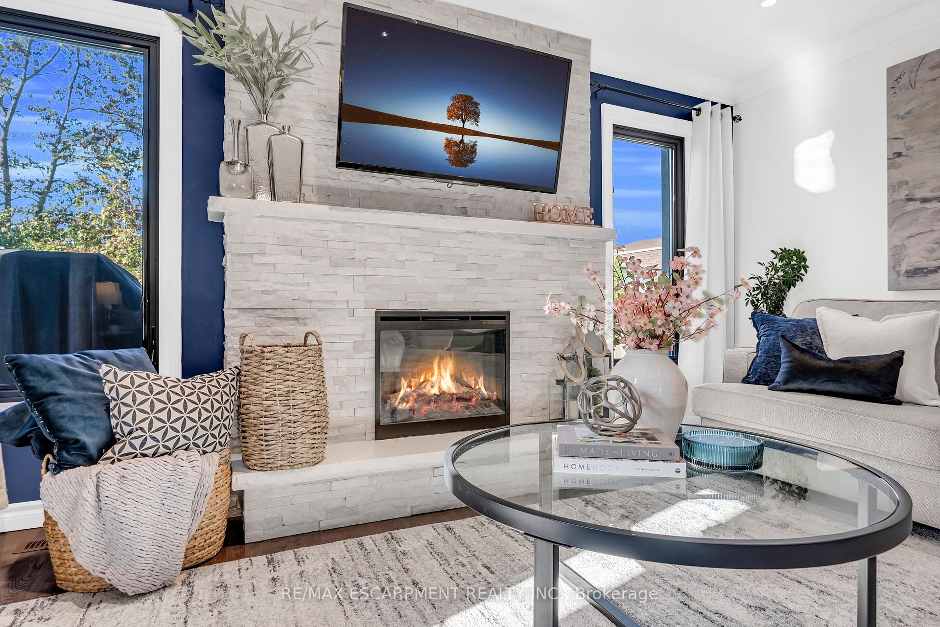 Photo 27 of 12 Chopin Court, Whitby, Lynde Creek — HOMEH