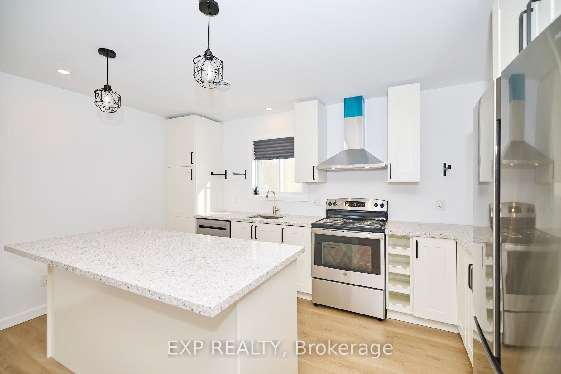 Photo 6 of Unit Unit #2, 24 Huron Street, Welland, Dain City — HOMEH